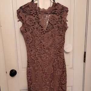 NWT Paperdolls lace cocktail dress